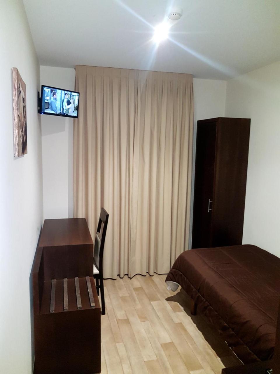 Complejo O Pineiral A Fonsagrada Hotel Bagian luar foto