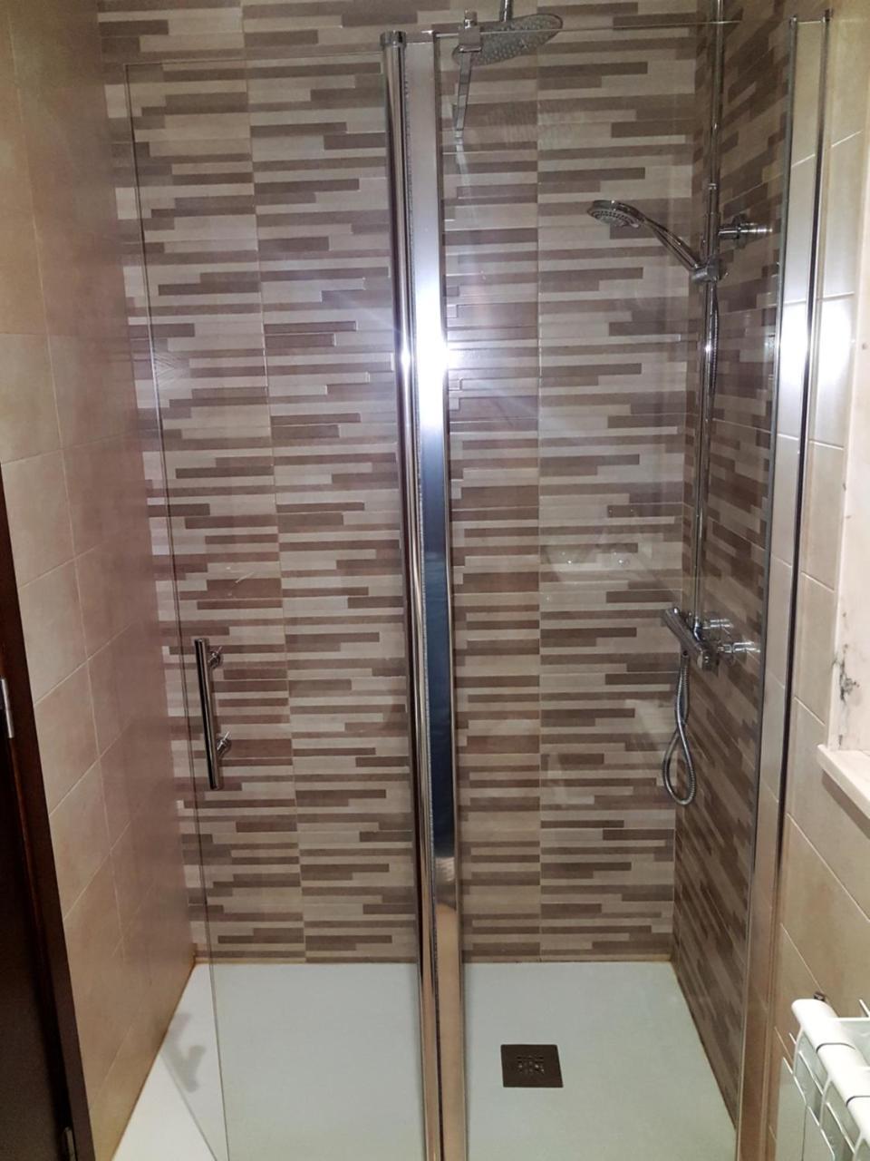Complejo O Pineiral A Fonsagrada Hotel Bagian luar foto